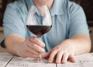 Вино, запалення та здоров’я: збалансований погляд