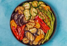 Варені проти сирих: 5 овочів, які корисніші при нагріванні