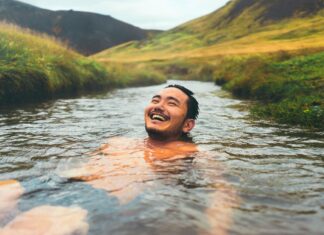 Дивовижні переваги гарячих джерел: глибоке занурення