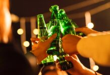 Стрес і Алкоголь Перебудовують Мозок: Нові Дослідження Розкривають Довготривалі Неврологічні Зміни