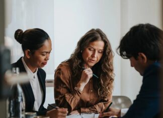 Створення культури висловлювань на роботі: чому це важливо і як зробити це правильно