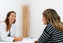 Гормональне Здоров’я: Розвінчання 3 Поширених Міфів, На думку Акушера-Гінеколога