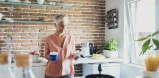 Intermittierendes Fasten und Wechseljahre: Was die Wissenschaft über Gewichtsverlust sagt