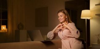 Розумний підхід до знайомств: як онлайн-платформи впливають на ваше психічне здоров’я (і які мають значення)