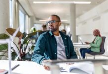 Управління СДВГ на Роботі: Стратегії для Успіху