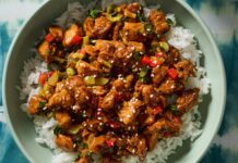 Быстрая и ароматная курица в стиле «Му Шу» с рисом басмати