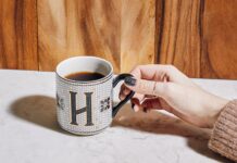 Kofein jako biologický spínač: budoucnost přesné genové editace