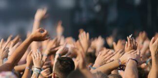 Культурные мероприятия могут буквально замедлить старение