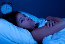 Як печія провокує безсоння та прості способи покращити сон