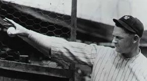 Babe Ruth arrive à New York : la fin d’une époque, le début d’une légende